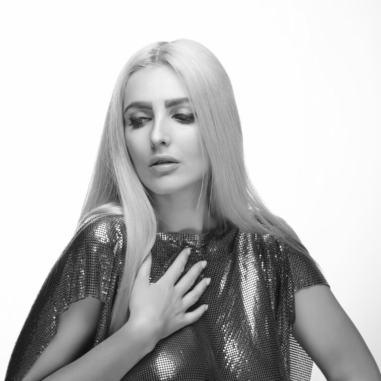 Portrait Photographer in Luxembourg Adela